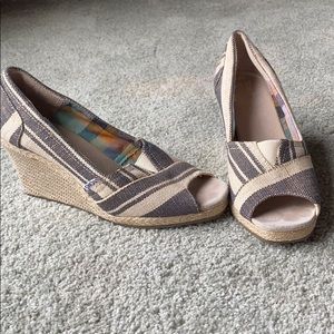 Toms linen espadrille wedges